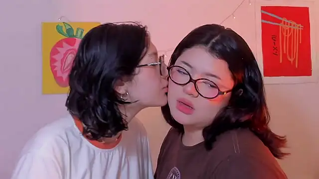 Snapshot of Gaby_Danna chatting on November 23, 6:52 pm Gaby Danna online show from November 23, 6:52 pm