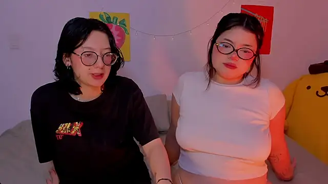 Snapshot of Gaby_Danna chatting on December 4, 12:42 am Gaby Danna online show from December 4, 12:42 am