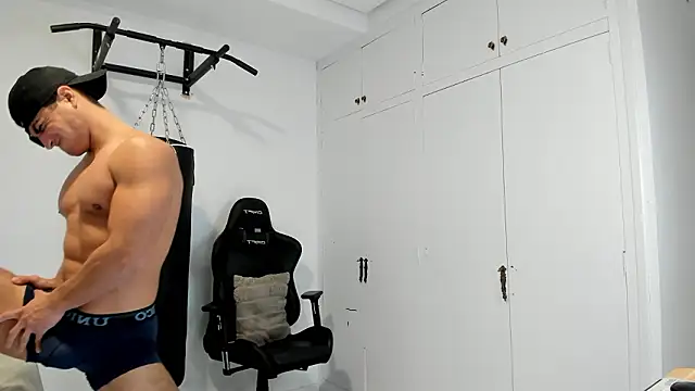 dan01  online show from January 17, 9:58 am