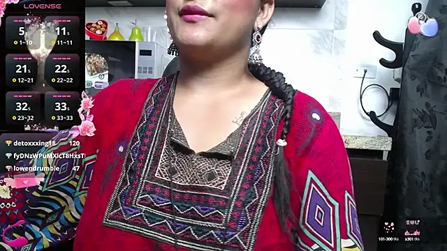 Snapshot of kalpanaaishaa chatting on February 13, 1:15 pm kalpanaaishaa online show from February 13, 1:15 pm