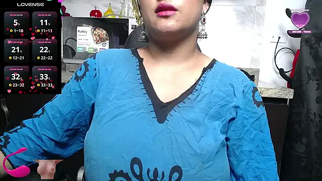 Snapshot of kalpanaaishaa chatting on February 15, 4:34 pm kalpanaaishaa online show from February 15, 4:34 pm