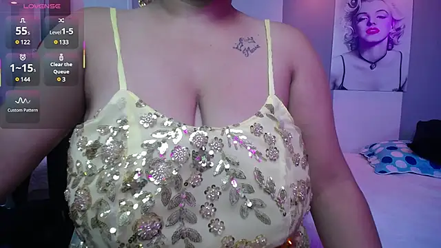 Snapshot of kalpanaaishaa chatting on March 6, 10:09 am kalpanaaishaa online show from March 6, 10:09 am