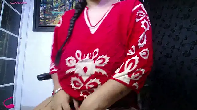 Snapshot of kalpanaaishaa chatting on September 12, 10:04 am kalpanaaishaa online show from September 12, 10:04 am