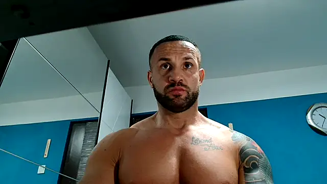 Magnificmuscles89 online show from March 15, 8:32 pm