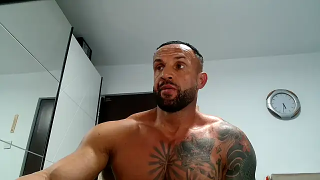 Magnificmuscles89 online show from November 5, 3:34 pm