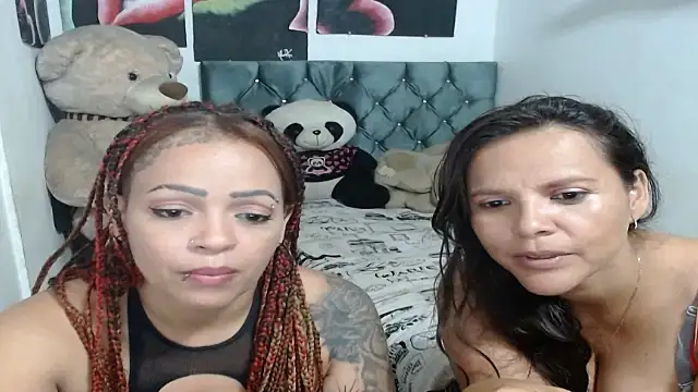 Snapshot of manzanahot9 chatting on January 11, 12:22 am manzanahot9 online show from January 11, 12:22 am