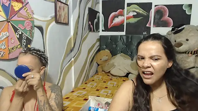 Snapshot of manzanahot9 chatting on November 19, 10:48 am manzanahot9 online show from November 19, 10:48 am