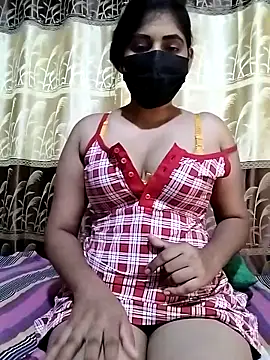 SLZAARA online show from February 15, 4:12 pm