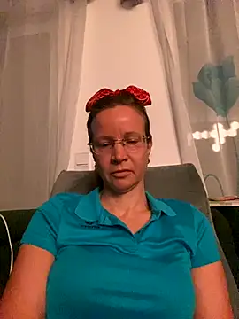 Snapshot of AnnikaRose chatting on November 27, 6:48 am AnnikaRose online show from November 27, 6:48 am