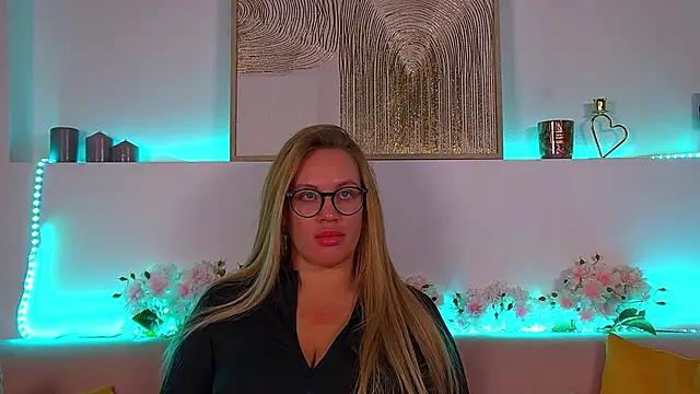 MariaNeumann online show from February 19, 6:33 am