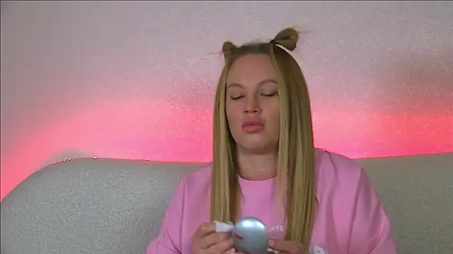 MariaNeumann online show from February 26, 4:24 pm