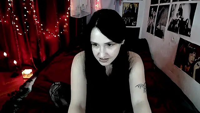 Tricky Vicky666 online show from October 16, 10:33 pm