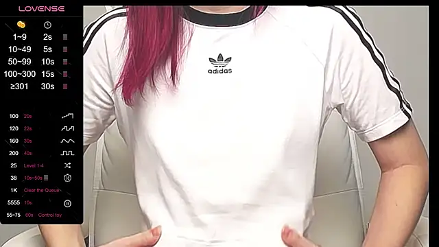 Snapshot of RRUUBBYYY chatting on February 15, 8:54 am RRUUBBYYY online show from February 15, 8:54 am