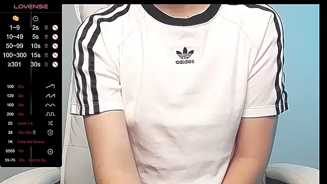 Snapshot of RRUUBBYYY chatting on February 18, 8:27 am RRUUBBYYY online show from February 18, 8:27 am