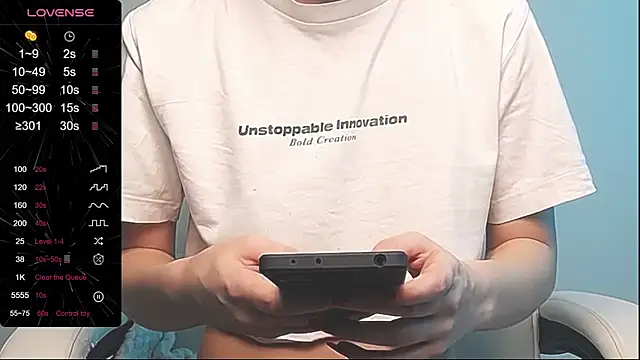 Snapshot of RRUUBBYYY chatting on March 4, 7:30 am RRUUBBYYY online show from March 4, 7:30 am