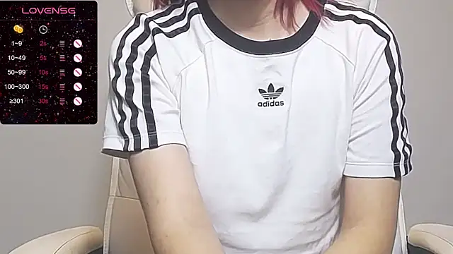 Snapshot of RRUUBBYYY chatting on November 29, 7:50 pm RRUUBBYYY online show from November 29, 7:50 pm