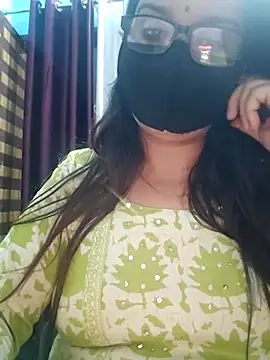 Aishwaryaa 69 online show from October 7, 4:48 pm