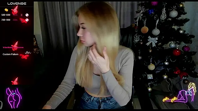 Snapshot of _NigoNika chatting on November 29, 12:30 pm NigoNika online show from November 29, 12:30 pm