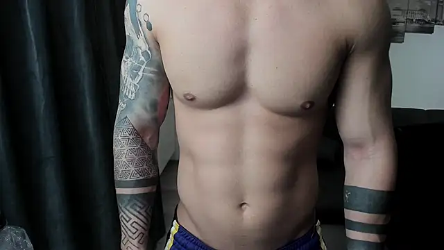 Snapshot of Richarddarell1 chatting on November 22, 6:01 am Richarddarell1 online show from November 22, 6:01 am