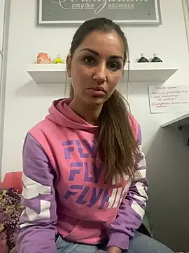 Lanaa19 online show from December 21, 11:11 am