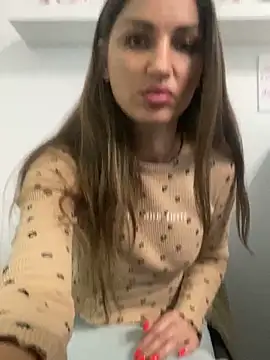 Lanaa19 online show from February 1, 10:48 am