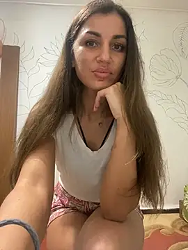 Lanaa19 online show from February 1, 7:55 pm