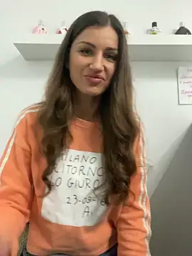 Lanaa19 online show from March 19, 2:57 pm