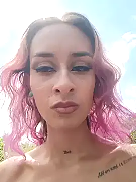 Rob and lizzy online show from January 10, 6:28 pm