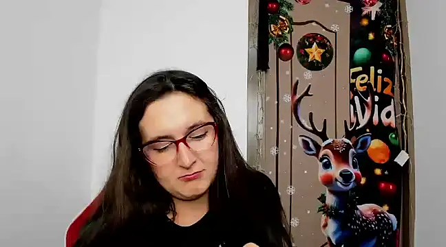 Snapshot of Sweet-Suck69 chatting on December 27, 6:14 am Sweet-Suck69 online show from December 27, 6:14 am
