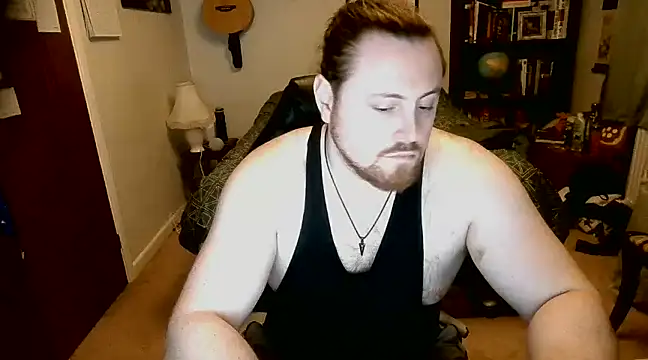 Snapshot of Hairy_Guy30 chatting on March 13, 10:54 pm Hairy Guy30 online show from March 13, 10:54 pm