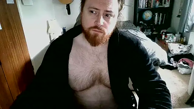 Snapshot of Hairy_Guy30 chatting on September 14, 3:00 pm Hairy Guy30 online show from September 14, 3:00 pm