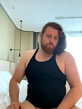 Snapshot of Hairy_Guy30 chatting on October 31, 6:14 am Hairy Guy30 online show from October 31, 6:14 am