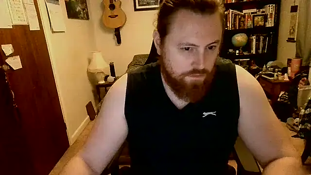 Snapshot of Hairy_Guy30 chatting on November 7, 12:43 am Hairy Guy30 online show from November 7, 12:43 am