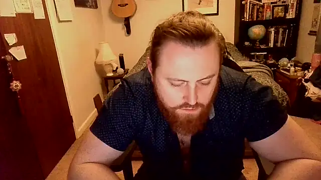 Snapshot of Hairy_Guy30 chatting on November 13, 11:58 pm Hairy Guy30 online show from November 13, 11:58 pm