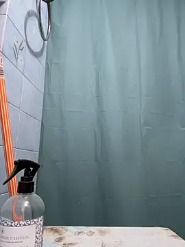 Snapshot of Rogerpere chatting on October 14, 5:58 pm Rogerpere online show from October 14, 5:58 pm