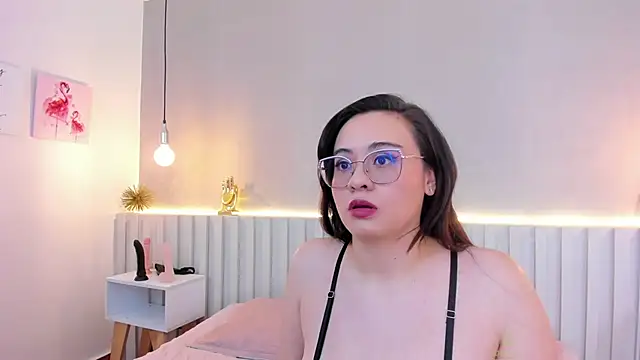 Snapshot of naughtylesbians__ chatting on March 6, 3:13 am naughtylesbians online show from March 6, 3:13 am