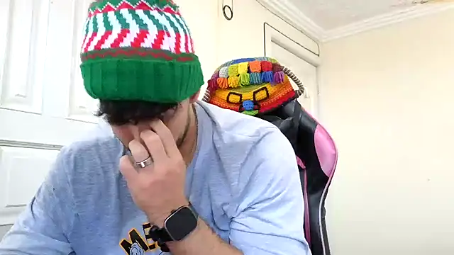 Jackyrose online show from December 19, 8:38 pm