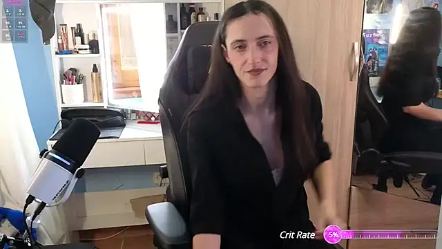 Snapshot of MemiKouki chatting on February 15, 12:11 pm MemiKouki online show from February 15, 12:11 pm