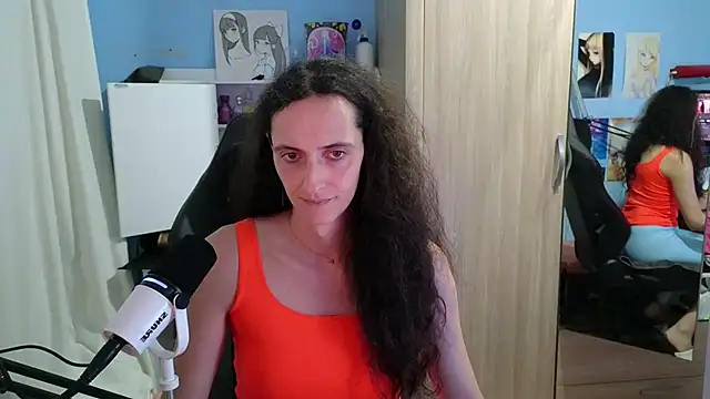 Snapshot of MemiKouki chatting on October 12, 6:07 pm MemiKouki online show from October 12, 6:07 pm