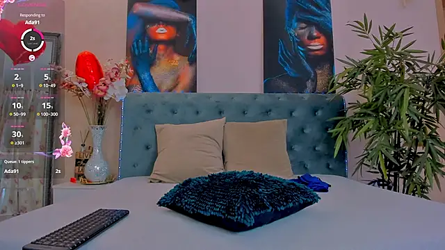 MichelleReys online show from March 15, 3:07 am