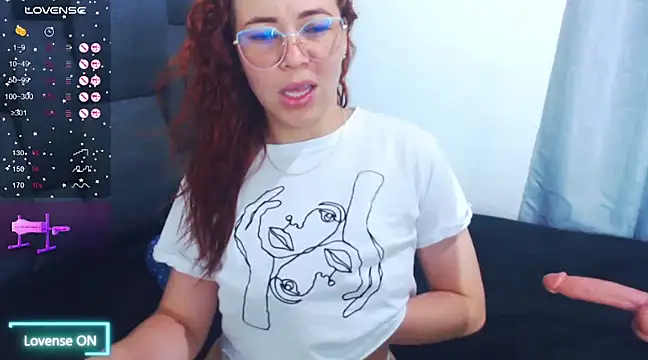 SharonR1 online show from March 16, 12:45 am