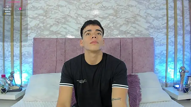 its liam18 online show from March 15, 9:05 pm