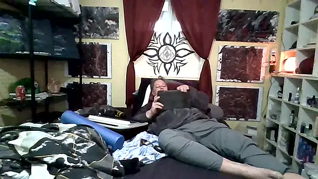 Mic Oxinner online show from November 24, 8:30 pm