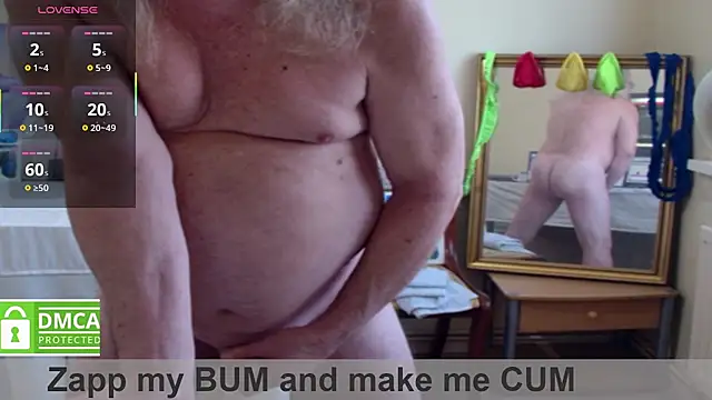 Snapshot of john_little_one1 chatting on November 2, 12:18 pm john little one1 online show from November 2, 12:18 pm