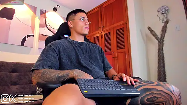  joansoto online show from February 19, 12:56 pm