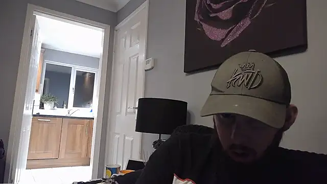 Snapshot of Chubbydan chatting on December 3, 5:45 pm Chubbydan online show from December 3, 5:45 pm