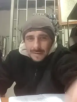 Snapshot of fire_menxxx001 chatting on September 12, 8:25 am fire menxxx001 online show from September 12, 8:25 am