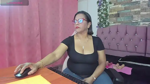 elizabeth mature23 online show from December 22, 1:00 pm