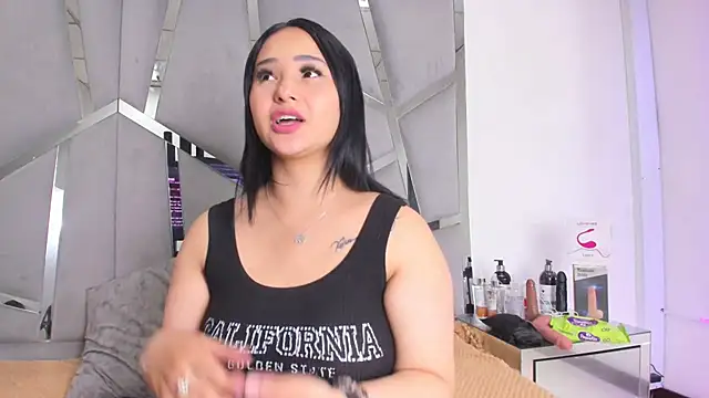 Catherinee69 x online show from September 28, 3:23 am