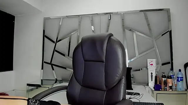 Catherinee69 x online show from February 4, 4:18 am